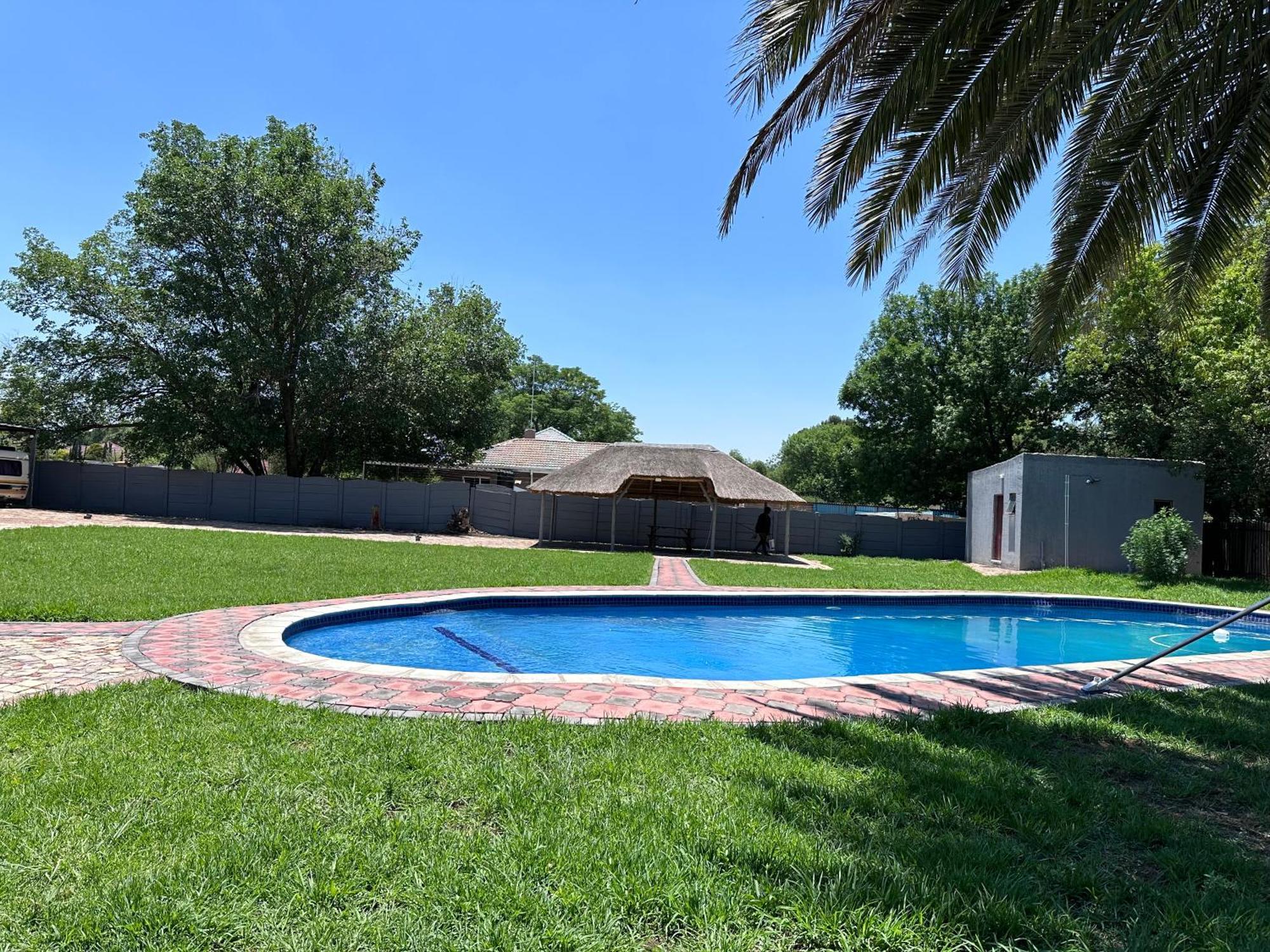 Starpoint Guest House Vereeniging Exterior foto
